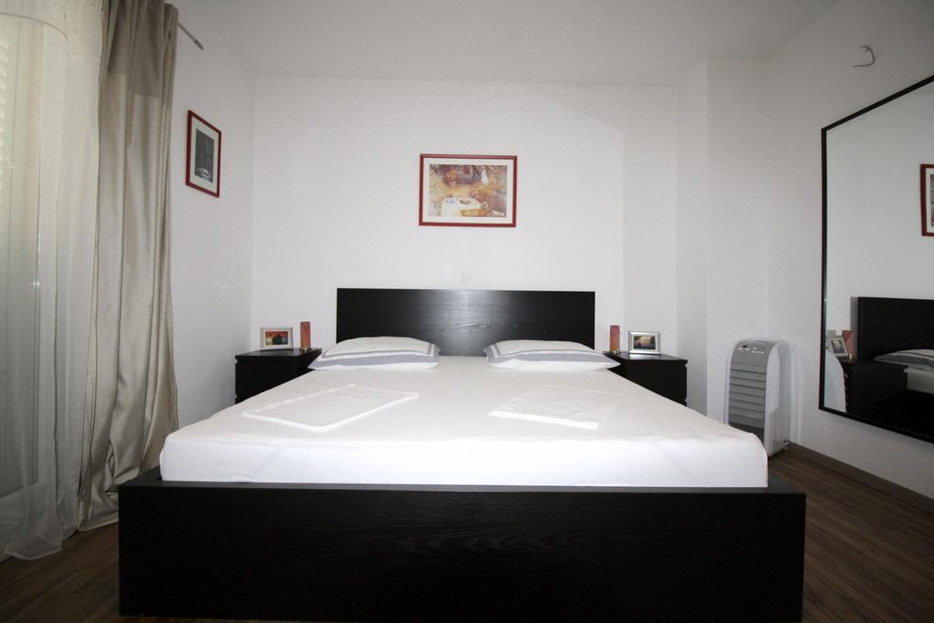 Apartment Dalmatien Traumhaus Makarska Exterior foto